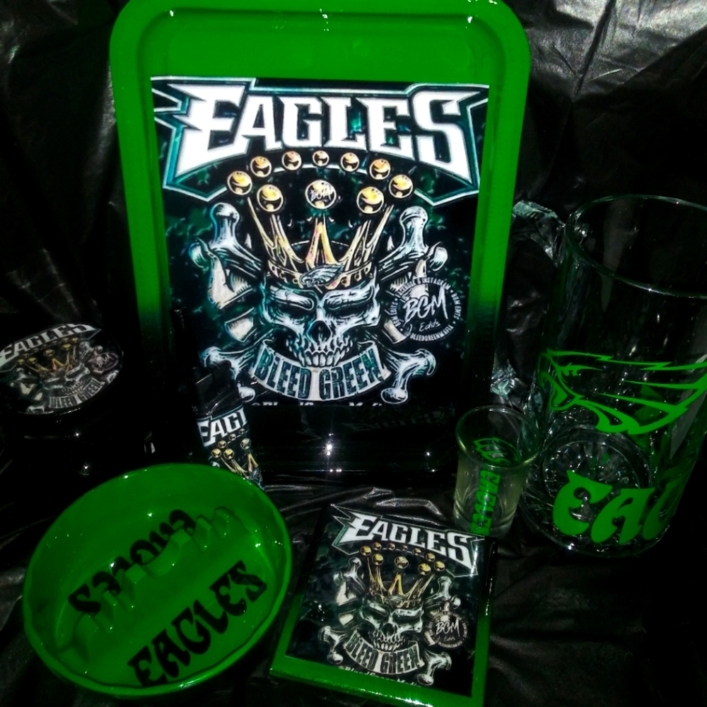 Eagles Man Cave Rolling Tray Set